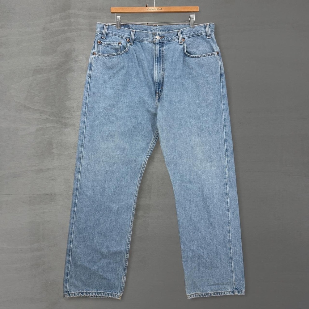 Vintage Levi's 505 Regular Fit Straight Leg Jeans Light Wash Blue Denim 38 x 30